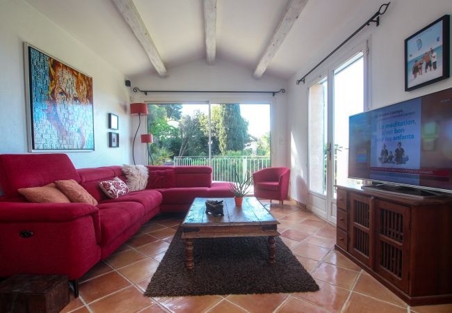 Villa à Cannes - Belle villa 4 chambres avec piscine et vue mer - Californie Cannes Villa à Cannes - Belle villa 4 chambres avec piscine et vue mer - Californie Cannes