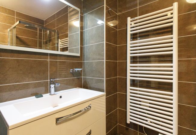 Appartement à Cannes - Luxueux 2 pièces à 2 pas de la Croisette Appartement à Cannes - Luxueux 2 pièces à 2 pas de la Croisette