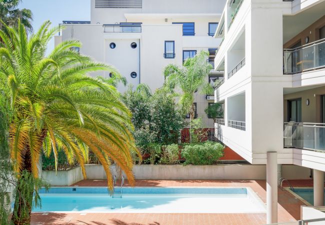 Appartement à Cannes - Luxueux 2 pièces à 2 pas de la Croisette Appartement à Cannes - Luxueux 2 pièces à 2 pas de la Croisette