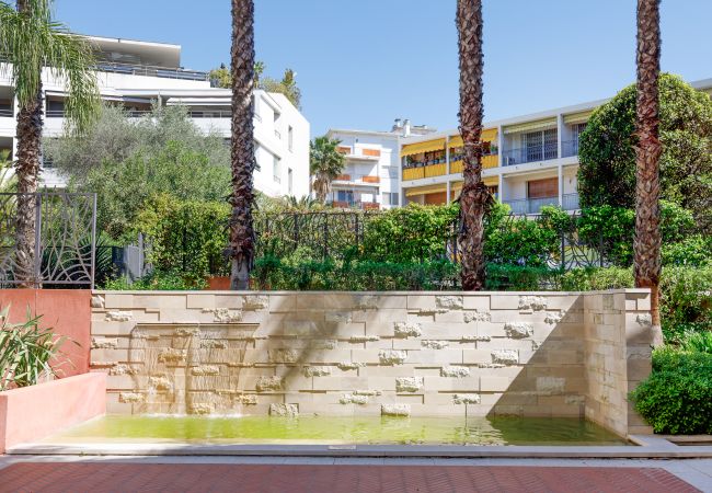 Appartement à Cannes - Luxueux 2 pièces à 2 pas de la Croisette Appartement à Cannes - Luxueux 2 pièces à 2 pas de la Croisette