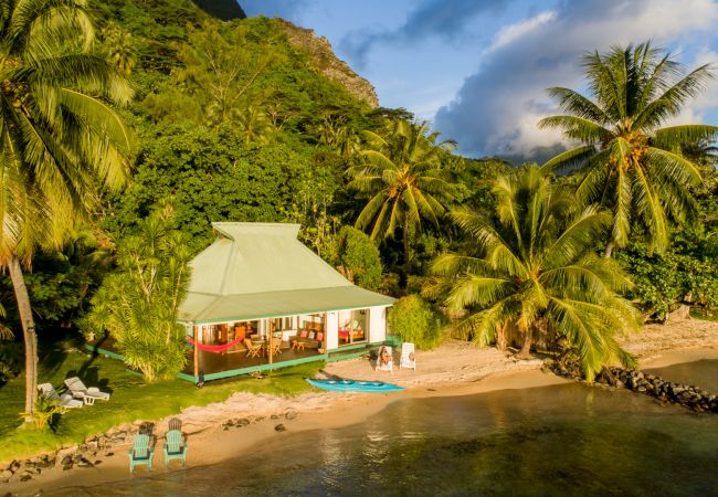 Villa à Papetoai - Beach Villa Cook - Robinson's Cove Villa à Papetoai - Beach Villa Cook - Robinson's Cove