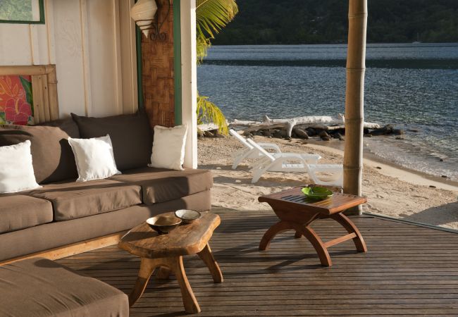 Villa à Papetoai - Beach Villa Cook - Robinson's Cove Villa à Papetoai - Beach Villa Cook - Robinson's Cove