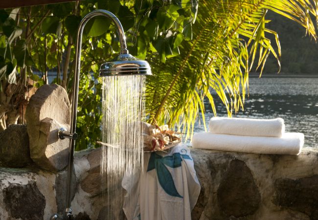 Villa à Papetoai - Beach Villa Cook - Robinson's Cove Villa à Papetoai - Beach Villa Cook - Robinson's Cove