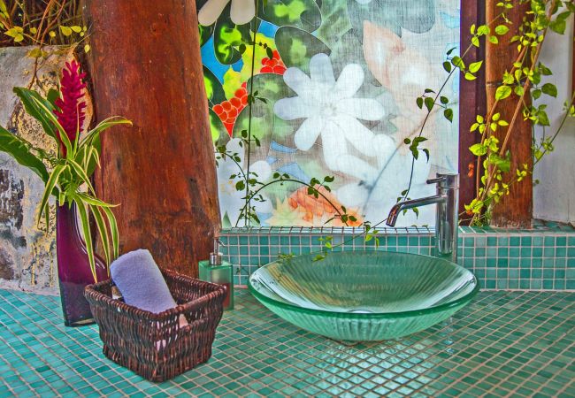 Villa à Papetoai - Beach Villa Cook - Robinson's Cove Villa à Papetoai - Beach Villa Cook - Robinson's Cove