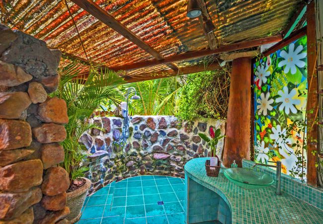 Villa à Papetoai - Beach Villa Cook - Robinson's Cove Villa à Papetoai - Beach Villa Cook - Robinson's Cove