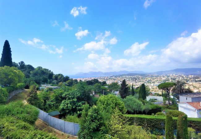 Villa in Cannes - Beautiful 4 bedroom villa with pool and sea view - Californie Cannes Villa in Cannes - Beautiful 4 bedroom villa with pool and sea view - Californie Cannes