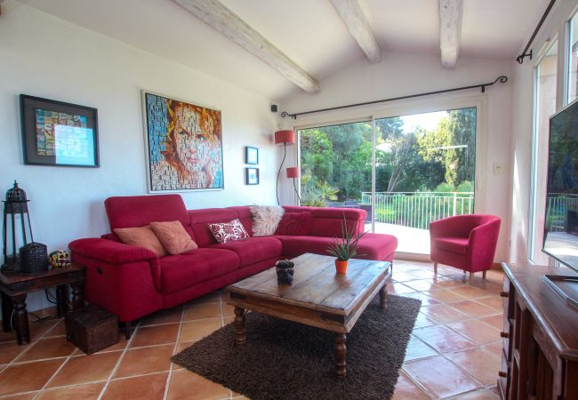 Villa in Cannes - Beautiful 4 bedroom villa with pool and sea view - Californie Cannes Villa in Cannes - Beautiful 4 bedroom villa with pool and sea view - Californie Cannes