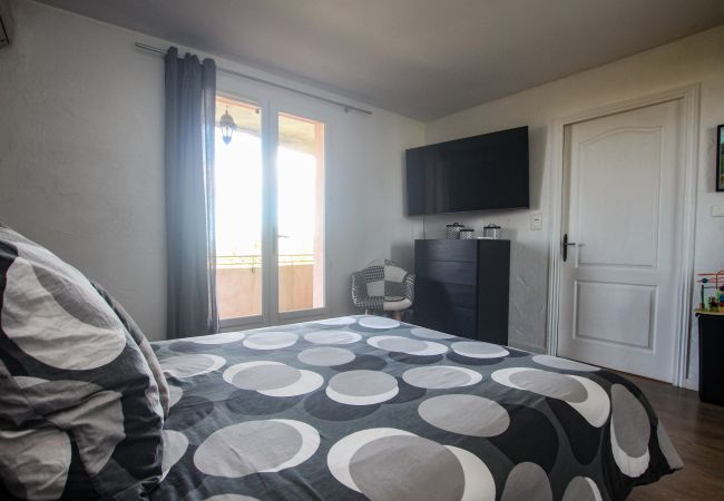 Villa in Cannes - Beautiful 4 bedroom villa with pool and sea view - Californie Cannes Villa in Cannes - Beautiful 4 bedroom villa with pool and sea view - Californie Cannes