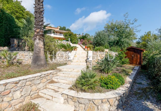 Villa in Mandelieu-la-Napoule - 5 bedroom villa with sea view and swimming pool - Mandelieu Villa in Mandelieu-la-Napoule - 5 bedroom villa with sea view and swimming pool - Mandelieu