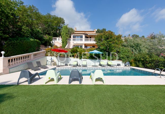 Villa in Mandelieu-la-Napoule - 5 bedroom villa with sea view and swimming pool - Mandelieu Villa in Mandelieu-la-Napoule - 5 bedroom villa with sea view and swimming pool - Mandelieu