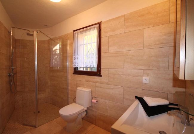 Villa in Mandelieu-la-Napoule - Large sea-view villa with 3 independent apartments Villa in Mandelieu-la-Napoule - Large sea-view villa with 3 independent apartments