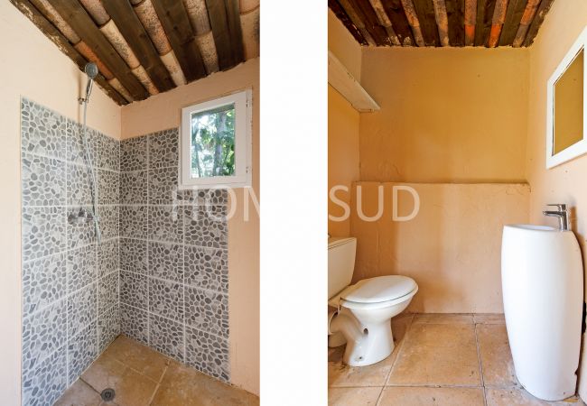 Villa in Mougins - Charming Provencal farmhouse, swimming pool, sea view. Ideal for your holidays in Mougins! Villa in Mougins - Charming Provencal farmhouse, swimming pool, sea view. Ideal for your holidays in Mougins!