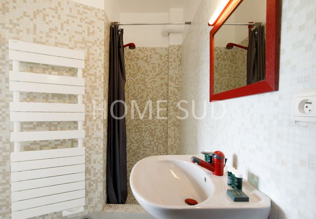 Villa in Mougins - Charming Provencal farmhouse, swimming pool, sea view. Ideal for your holidays in Mougins! Villa in Mougins - Charming Provencal farmhouse, swimming pool, sea view. Ideal for your holidays in Mougins!