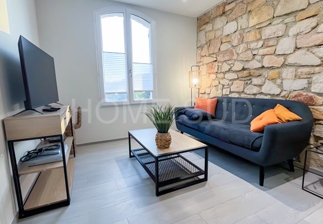 Villa in Mougins - Charming Provencal farmhouse, swimming pool, sea view. Ideal for your holidays in Mougins! Villa in Mougins - Charming Provencal farmhouse, swimming pool, sea view. Ideal for your holidays in Mougins!