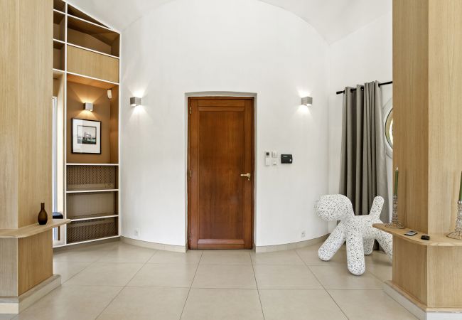 Villa in Saint-Jean-de-l'Esterel - Luxurious Villa in Secure Residential Park Villa in Saint-Jean-de-l'Esterel - Luxurious Villa in Secure Residential Park