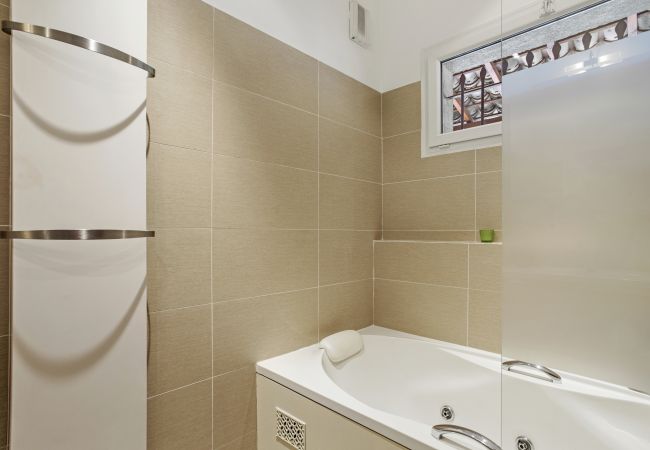 Villa in Saint-Jean-de-l'Esterel - Luxurious Villa in Secure Residential Park Villa in Saint-Jean-de-l'Esterel - Luxurious Villa in Secure Residential Park