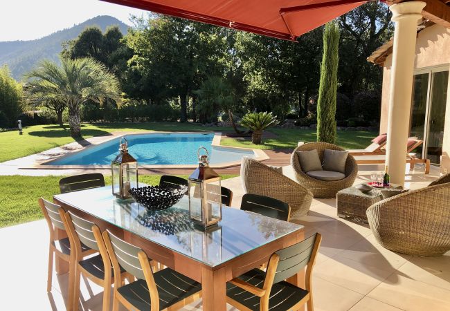 Villa in Saint-Jean-de-l'Esterel - Luxurious Villa in Secure Residential Park Villa in Saint-Jean-de-l'Esterel - Luxurious Villa in Secure Residential Park