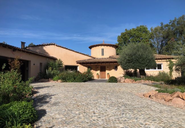 Villa in Saint-Jean-de-l'Esterel - Luxurious Villa in Secure Residential Park Villa in Saint-Jean-de-l'Esterel - Luxurious Villa in Secure Residential Park