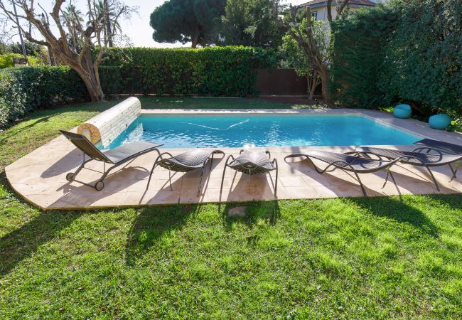 Villa in Cannes - Luxurious contemporary villa in the heart of Cannes Villa in Cannes - Luxurious contemporary villa in the heart of Cannes