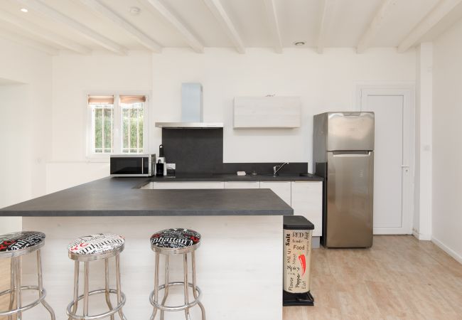 Villa in Cannes - Luxurious contemporary villa in the heart of Cannes Villa in Cannes - Luxurious contemporary villa in the heart of Cannes