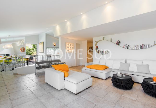 Villa in Cannes - Your holiday home in a green setting  - Cannes Villa in Cannes - Your holiday home in a green setting  - Cannes