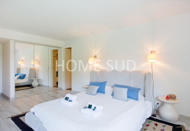 Villa in Cannes - Your holiday home in a green setting  - Cannes Villa in Cannes - Your holiday home in a green setting  - Cannes