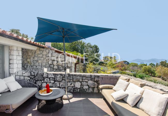 Villa in Cannes - Your holiday home in a green setting  - Cannes Villa in Cannes - Your holiday home in a green setting  - Cannes