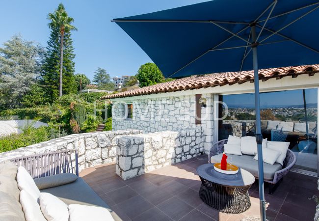Villa in Cannes - Your holiday home in a green setting  - Cannes Villa in Cannes - Your holiday home in a green setting  - Cannes