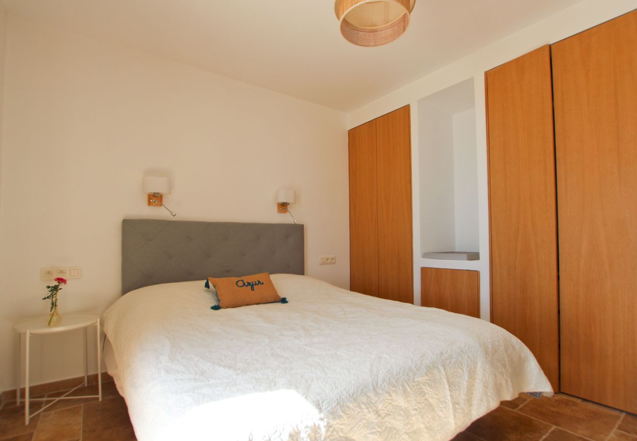 Villa in Sainte-Maxime - With this panoramic sea view, what happiness for your holidays! Villa in Sainte-Maxime - With this panoramic sea view, what happiness for your holidays!