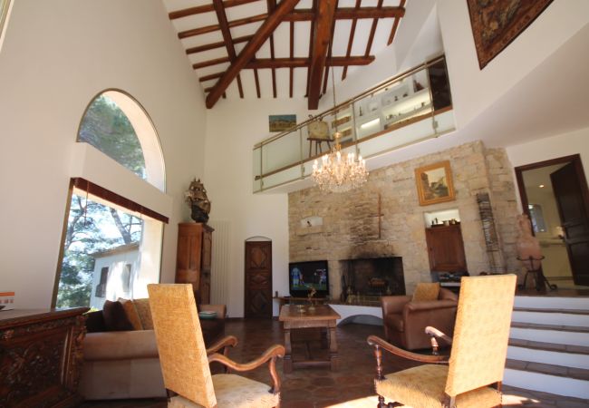 Villa in Mougins - Beautiful Villa in the heights of Cannes Villa in Mougins - Beautiful Villa in the heights of Cannes