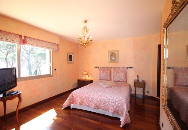 Villa in Mougins - Beautiful Villa in the heights of Cannes Villa in Mougins - Beautiful Villa in the heights of Cannes