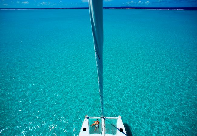 Boat in Vaitape - Catamaran 3-night Cruise in BORA BORA Boat in Vaitape - Catamaran 3-night Cruise in BORA BORA