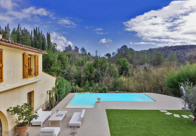 Villa in La Colle-sur-Loup - La Dolce Villa near St Paul de Vence Villa in La Colle-sur-Loup - La Dolce Villa near St Paul de Vence