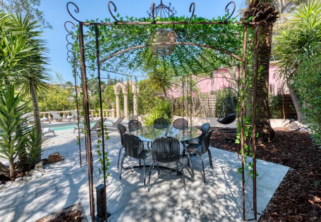 Villa in Cannes - Luxurious 7-room Villa with sauna / swimming pool - Cannes Villa in Cannes - Luxurious 7-room Villa with sauna / swimming pool - Cannes