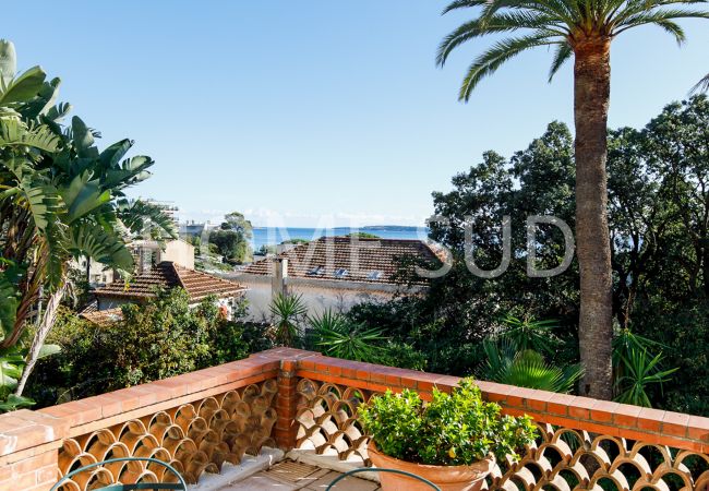 Villa in Cannes - Vast Provençal Bastide in Cannes Villa in Cannes - Vast Provençal Bastide in Cannes