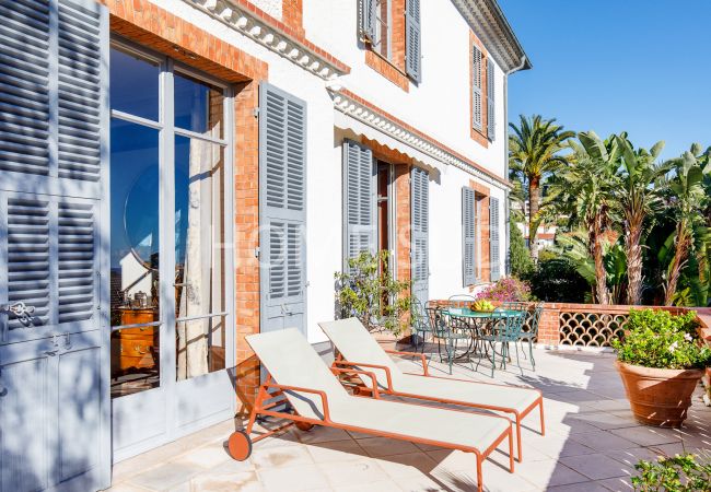 Villa in Cannes - Vast Provençal Bastide in Cannes Villa in Cannes - Vast Provençal Bastide in Cannes