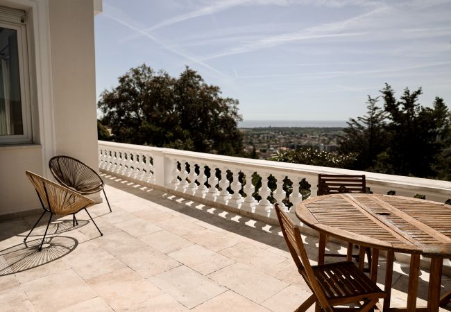 Villa in Mandelieu-la-Napoule - Maison de Maitre 11 bedrooms with swimming pool - Mandelieu Villa in Mandelieu-la-Napoule - Maison de Maitre 11 bedrooms with swimming pool - Mandelieu