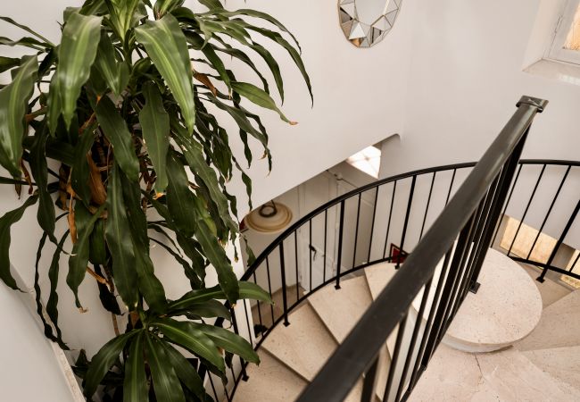 Villa in Mandelieu-la-Napoule - Maison de Maitre 11 bedrooms with swimming pool - Mandelieu Villa in Mandelieu-la-Napoule - Maison de Maitre 11 bedrooms with swimming pool - Mandelieu