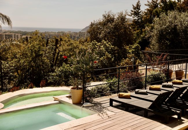 Villa in Mandelieu-la-Napoule - Maison de Maitre 11 bedrooms with swimming pool - Mandelieu Villa in Mandelieu-la-Napoule - Maison de Maitre 11 bedrooms with swimming pool - Mandelieu