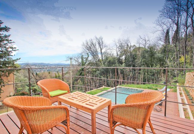 Villa in Cabris - Your splendid stone farmhouse in the countryside, completely renovated Villa in Cabris - Your splendid stone farmhouse in the countryside, completely renovated