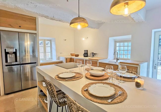 Villa in Cabris - Your splendid stone farmhouse in the countryside, completely renovated Villa in Cabris - Your splendid stone farmhouse in the countryside, completely renovated