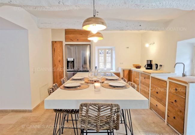 Villa in Cabris - Your splendid stone farmhouse in the countryside, completely renovated Villa in Cabris - Your splendid stone farmhouse in the countryside, completely renovated