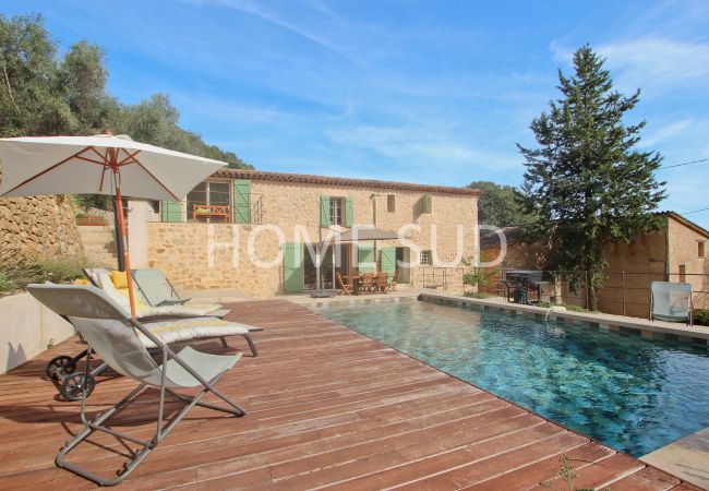 Villa in Cabris - Your splendid stone farmhouse in the countryside, completely renovated Villa in Cabris - Your splendid stone farmhouse in the countryside, completely renovated