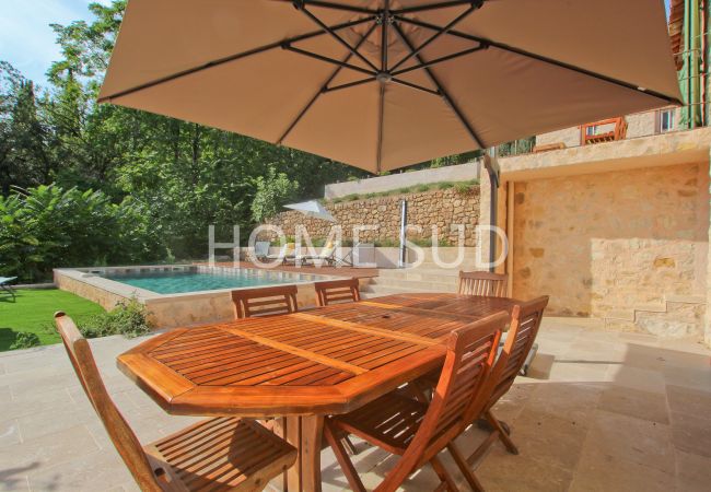 Villa in Cabris - Your splendid stone farmhouse in the countryside, completely renovated Villa in Cabris - Your splendid stone farmhouse in the countryside, completely renovated