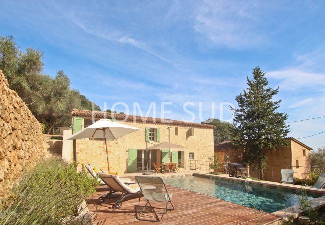 Villa in Cabris - Your splendid stone farmhouse in the countryside, completely renovated Villa in Cabris - Your splendid stone farmhouse in the countryside, completely renovated