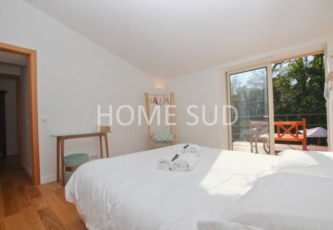 Villa in Cabris - Your splendid stone farmhouse in the countryside, completely renovated Villa in Cabris - Your splendid stone farmhouse in the countryside, completely renovated