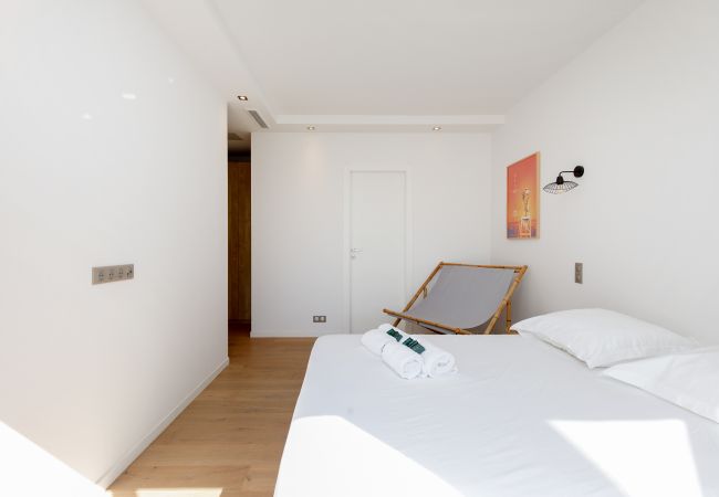 Villa in Mougins - Splendid contemporary villa for your dream holiday in Mougins Villa in Mougins - Splendid contemporary villa for your dream holiday in Mougins