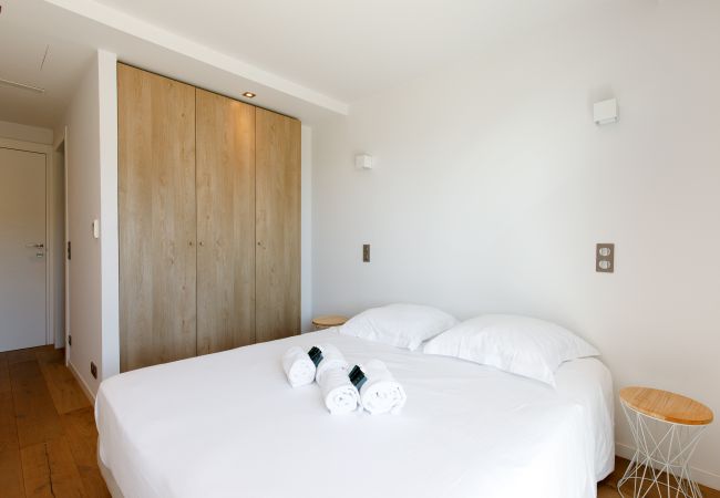Villa in Mougins - Splendid contemporary villa for your dream holiday in Mougins Villa in Mougins - Splendid contemporary villa for your dream holiday in Mougins