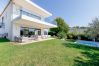 Villa in Mougins - Splendid contemporary villa for your dream holiday in Mougins Villa in Mougins - Splendid contemporary villa for your dream holiday in Mougins
