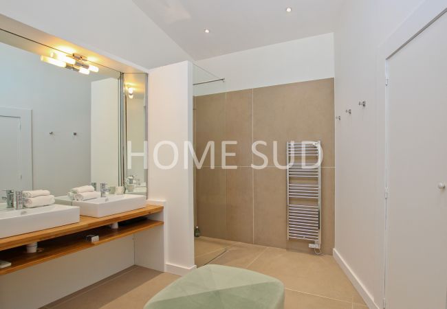 Villa in Cannes - Prestigious villa  - 600m from the Croisette Villa in Cannes - Prestigious villa  - 600m from the Croisette